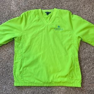 Ski resort wind breaker